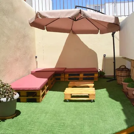 Apartament Little Yard & #5 Budget Studio Naxos City